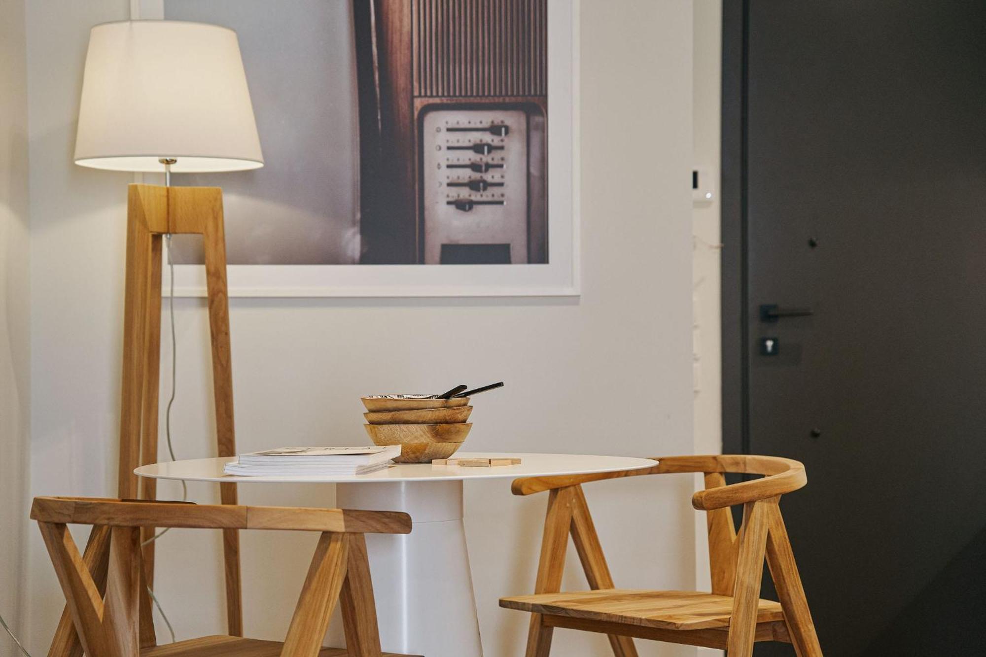 Viola Comfort Suite Atenas Exterior foto